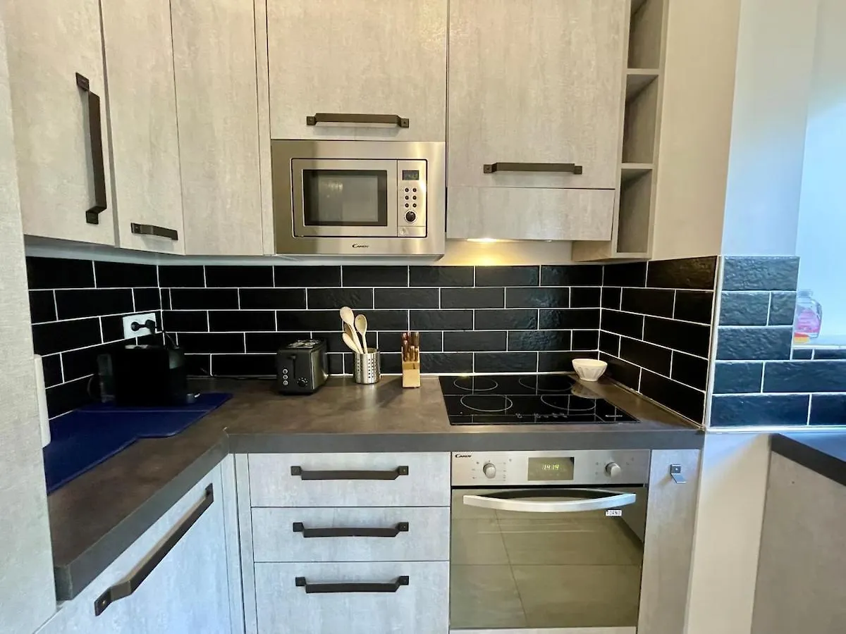 Apartment Jardin Boissiere Esclusivo 90mq Con Giardino Privato